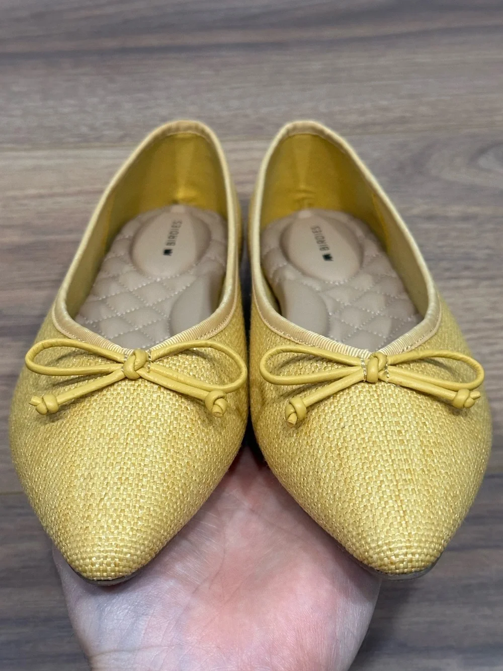 Birdies The Goldfinch Flat in Daffodil Raffia Size 7